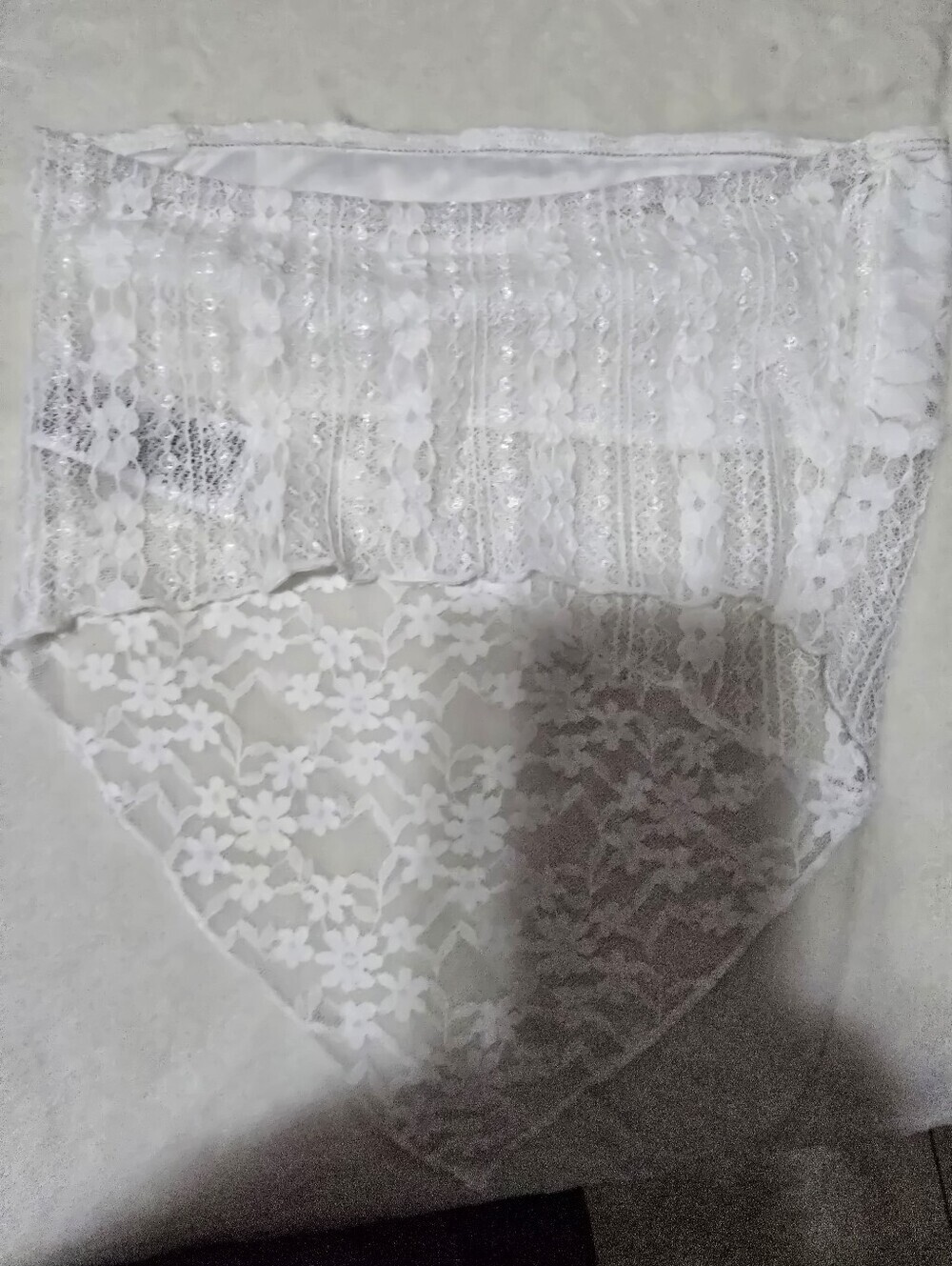 Edikted White Lace Tank Top - Picture 2 of 3